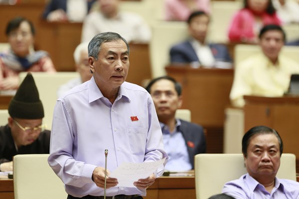Bộ trưởng Bộ Công thương Trần Tuấn Anh: “Tịch thu ô tô có phần mềm gắn hình ảnh đường lưỡi bò” - Anh 2