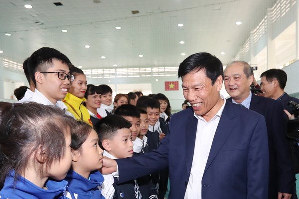 Bộ VHTTDL Nguyễn Ngọc Thiện: “Trung tâm HLTTQG Hà Nội đã có những đóng góp đầy tự hào cho TTVN” - Anh 2