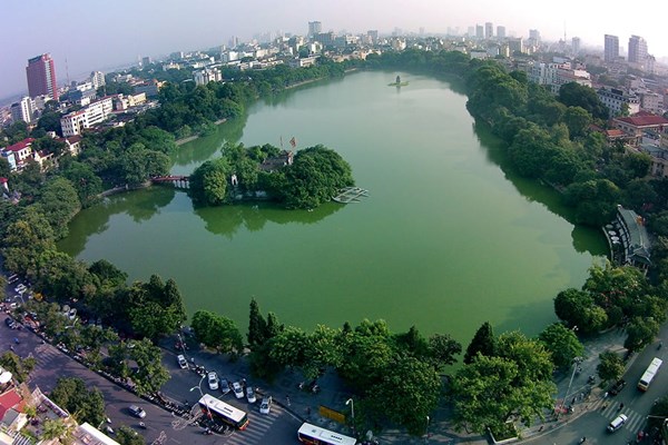 Hồ Hoàn Kiếm vẫn chưa chịu... “đổi mới” - Anh 1