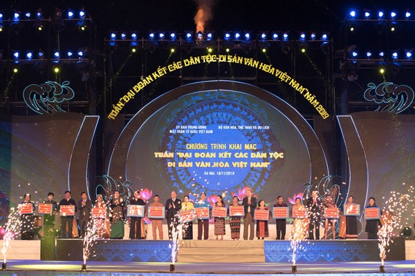 Khai mạc Tuần “Đại đoàn kết dân tộc- Di sản văn hóa Việt Nam”: Đoàn kết đã góp nên những giá trị di sản văn hóa - Anh 1