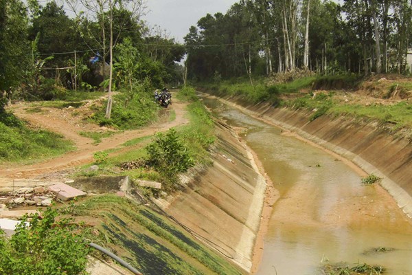 Người dân sống chung với 