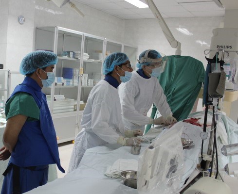 Quảng Nam: Tạm thời ngừng sử dụng thuốc gây tê do Ba Lan sản xuất - Anh 1