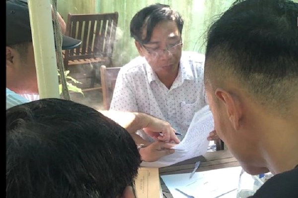 Quảng Nam: Đề nghị truy tố nguyên Phó phòng Kinh tế -Hạ tầng huyện nhận tiền doanh nghiệp - Anh 1