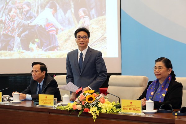 Chăm sóc, bảo vệ trẻ em: Không phải ban hành văn bản là xong - Anh 1