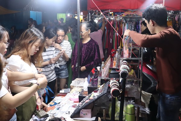 Chưa khai thác được lợi thế... về đêm - Anh 1