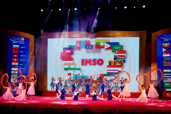 Khai mạc Kỳ thi Olympic Toán học và Khoa học quốc tế tại Việt Nam - Anh 4