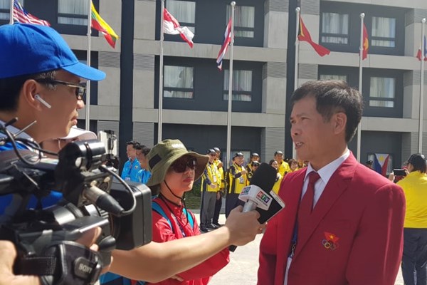 Bóng đá, Bắn cung đã khích lệ tinh thần thi đấu của Đoàn TTVN - Anh 1