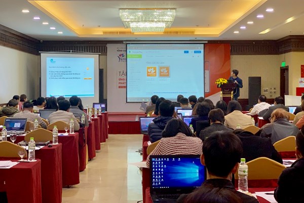 Tập huấn Ứng dụng công nghệ thông tin phát triển du lịch - Anh 1