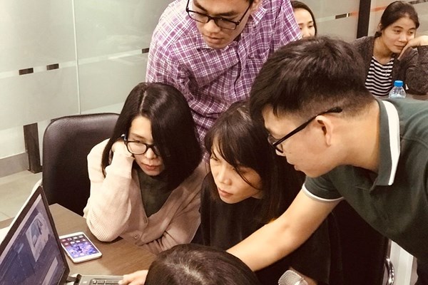 Nữ nhà báo chia sẻ cách làm Video content hút người xem - Anh 3