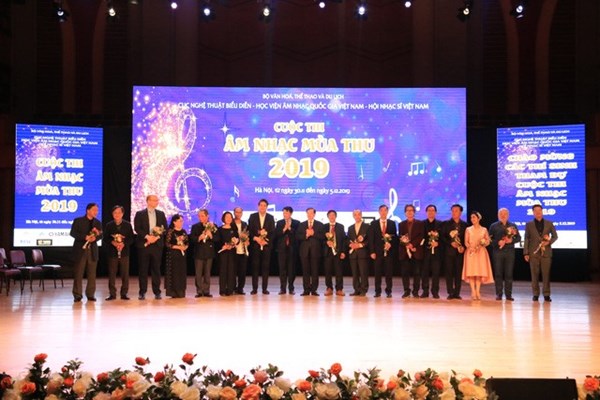 Bế mạc cuộc thi Âm nhạc mùa thu 2019 - Anh 1