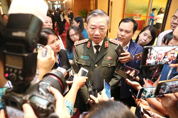 Sau 3 năm thi hành Luật Báo chí 2016: Cần thiết sửa đổi, bổ sung cho phù hợp với thực tiễn - Anh 1