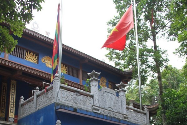 Về dấu hiệu trục lợi từ tín ngưỡng ở đền Đá Thiên (Thái Nguyên): Ban quản lý di tích lại bất lực - Anh 1