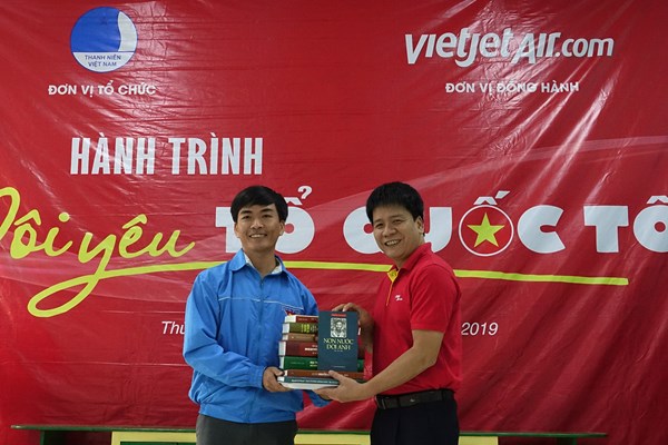 Vietjet tri ân bậc tiền nhân của đất nước - Anh 5