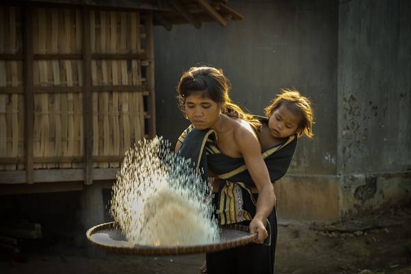 Những khoảnh khắc đẹp về  mái ấm gia đình - Anh 2