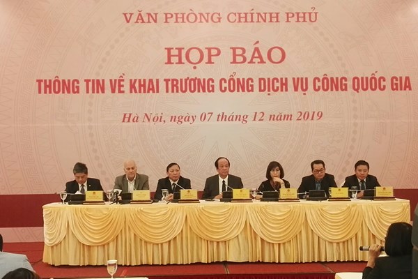 Cổng dịch vụ công quốc gia sẽ tiết kiệm hơn 4.200 tỉ/năm - Anh 1