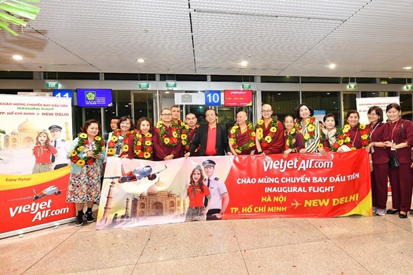Vietjet tiên phong khai trương hai đường bay thẳng từ Việt Nam tới New Delhi (Ấn Độ) - Anh 1
