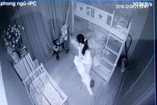 Nữ giúp việc dốc ngược cháu bé, quăng đi quăng lại nhiều lần ở Nghệ An: “Trông bà ấy cũng hiền lành, sao lại có hành động ghê gớm...” - Anh 1