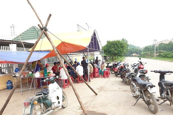 Nhà máy cồn ở Quảng Nam bốc mùi hôi thối : Chỉ được hoạt động trở lại khi được cấp phép... - Anh 1