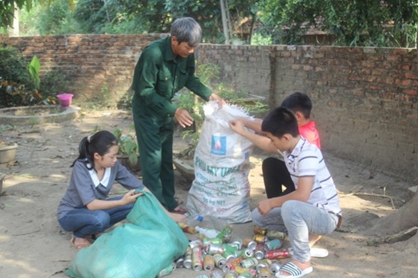 Không chỉ dạy học bằng con chữ - Anh 1