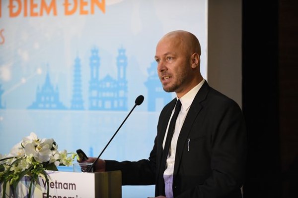 “Phải đầu tư hạ tầng theo nhu cầu khách, đừng đầu tư theo những gì mình có” - Anh 3