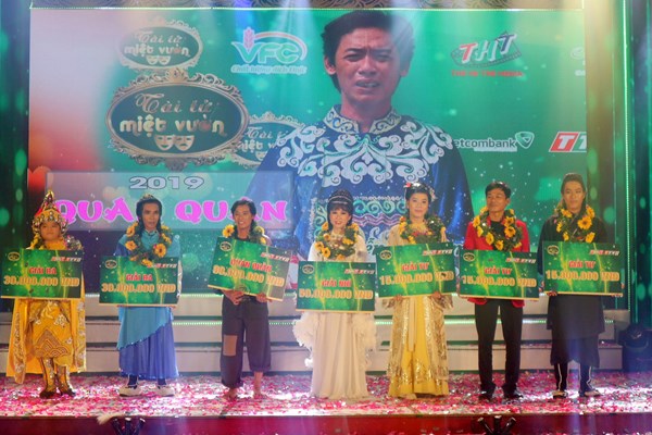 Chàng nông dân đoạt Quán quân Tài tử miệt vườn - Anh 1