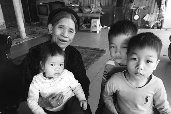 Để trống quân vang mãi... - Anh 1