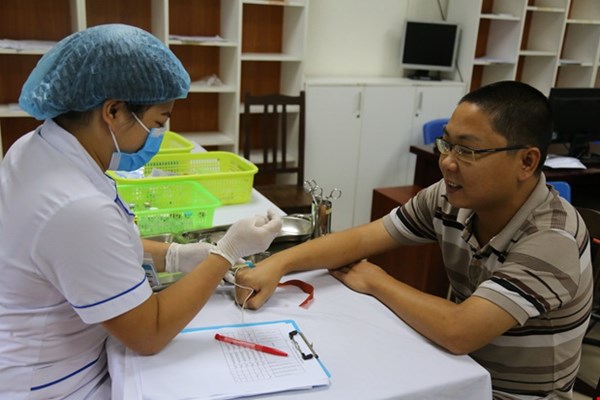 Nhà thứ hai của bệnh nhân liên quan đến máu - Anh 1