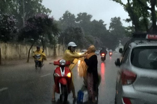 Để phát huy nhân tố con người Việt Nam: Cần khắc phục những gì? - Anh 2