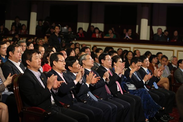Vang mãi giai điệu Tổ quốc 2020: Ấm áp những giai điệu tự hào - Anh 1