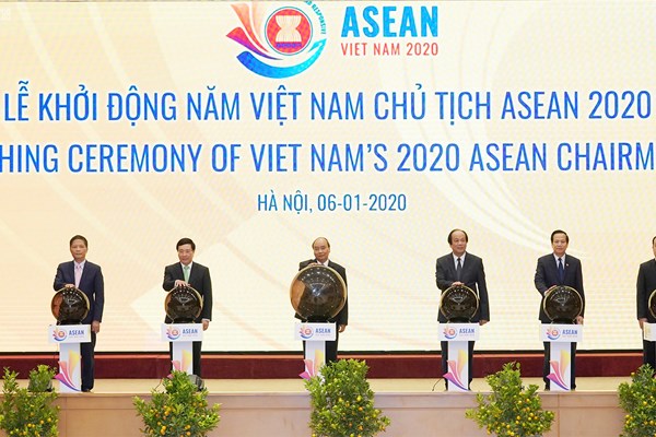 Chương trình nghệ thuật đặc sắc tại Lễ khởi động Năm Chủ tịch ASEAN 2020 - Anh 2