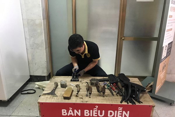 Bảo tàng Hồ Chí Minh lần đầu ra mắt nhiều sản phẩm lưu niệm đặc biệt - Anh 2