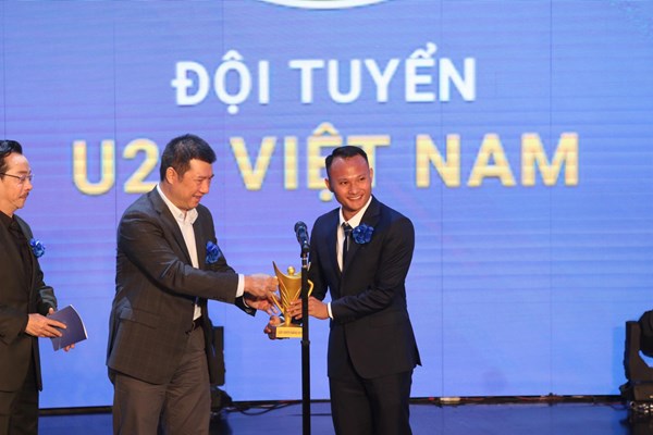 Thầy trò HLV Park Hang-seo áp đảo ở Gala Cúp Chiến thắng - Anh 1