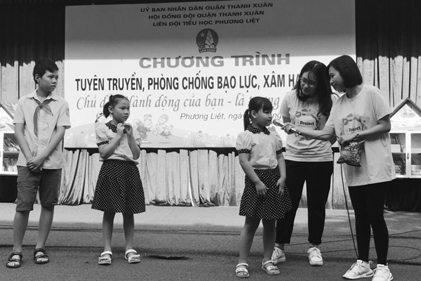 Phòng, chống xâm hại trẻ em: Cảnh giác với cái “bẫy” từ Internet - Anh 2