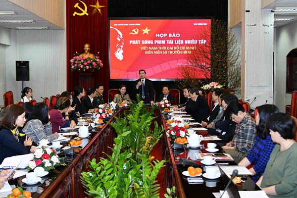 Phát sóng phim tài liệu “Việt Nam thời đại Hồ Chí Minh - Biên niên sử truyền hình”: Dự án “biên niên sử ” đồ sộ và duy nhất - Anh 2