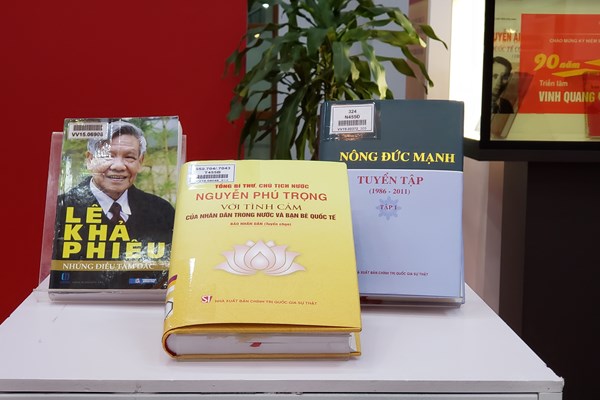 “Vinh quang Đảng Cộng sản Việt Nam” - Anh 3