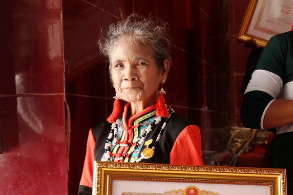 “Hạt giống đỏ” giữa núi rừng Bác Ái - Anh 1