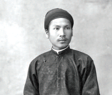 Tiên phong khôi phục áo dài ngũ thân, được không? - Anh 1