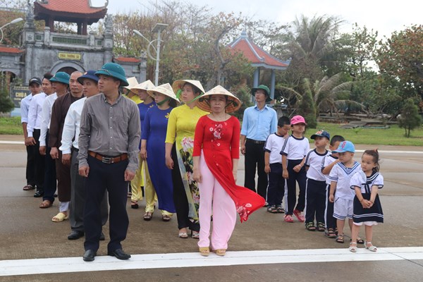 Trường Sa không xa (Bài 3): Ngày Tết với thời khắc thiêng liêng ở đảo - Anh 11