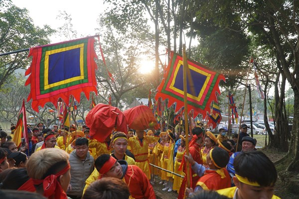 Khai hội đền Sóc: Tôn vinh giá trị truyền thống - Anh 8