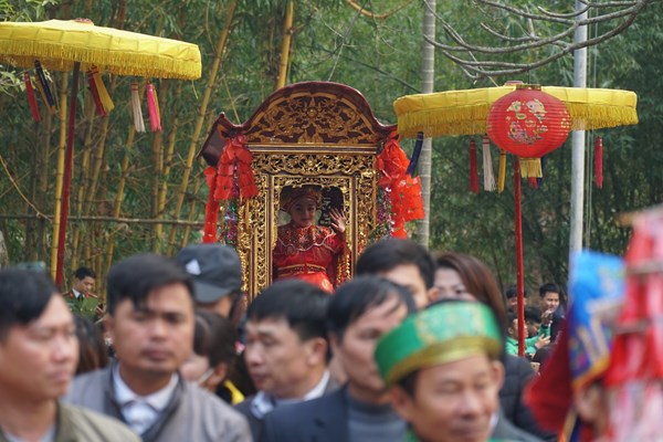 Khai hội đền Sóc: Tôn vinh giá trị truyền thống - Anh 5