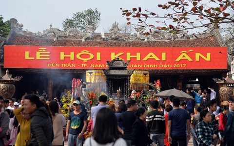Dừng Lễ hội Khai ấn đền Trần 2020 để đề phòng dịch Corona - Anh 1
