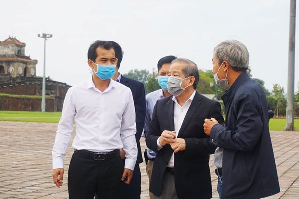 Thừa Thiên Huế: Tăng cường phòng chống dịch nCoV tại các điểm di tích - Anh 4