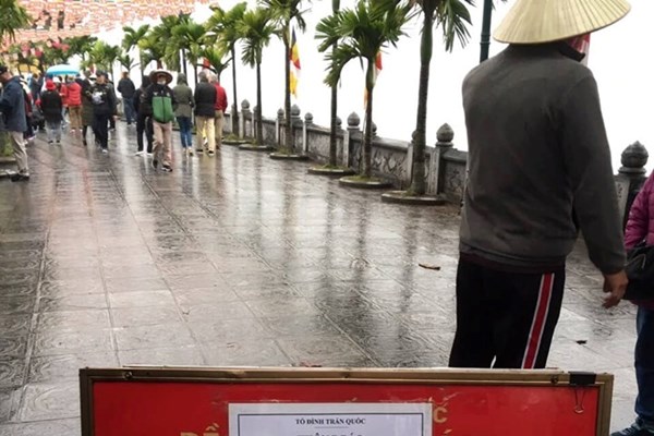Phủ Tây Hồ, Tổ đình Trấn Quốc tạm dừng đón khách - Anh 2