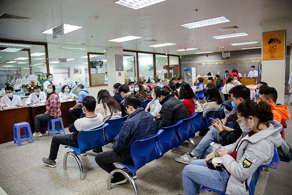 Những giọt máu tình người thời... dịch bệnh nCoV - Anh 2