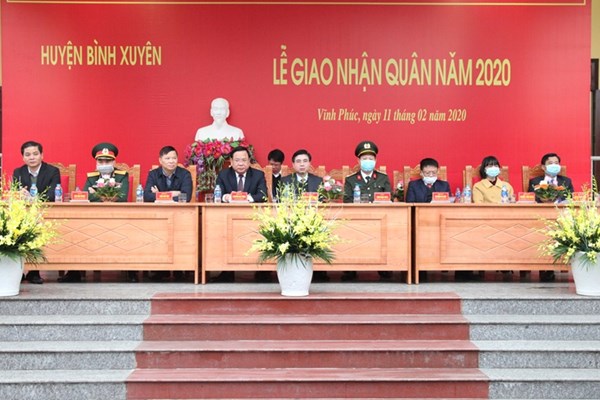 Vĩnh Phúc hoàn thành chỉ tiêu giao nhận quân trong tâm điểm dịch virus Corona - Anh 1