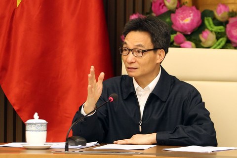 Xem xét thời gian cho học sinh, sinh viên đi học trở lại: Trường học phải là môi trường an toàn hơn trụ sở cơ quan Nhà nước - Anh 1