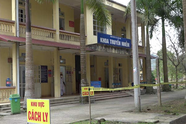 Ngành Y tế huyện Văn Chấn sẵn sàng ứng phó với dịch Covid – 19 - Anh 2