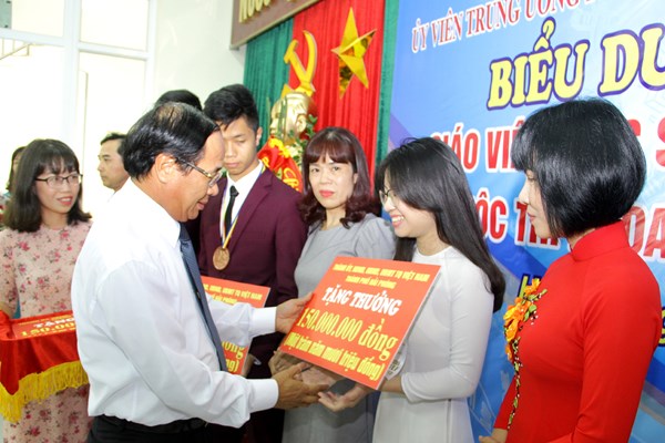 Hải Phòng tập trung bồi dưỡng học sinh giỏi từ cấp cơ sở - Anh 3
