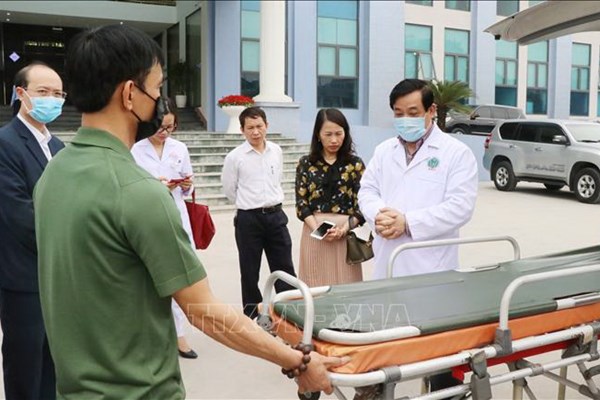 Kiên quyết không để xảy ra lây nhiễm chéo, lây nhiễm dịch Covid-19 trong bệnh viện - Anh 1