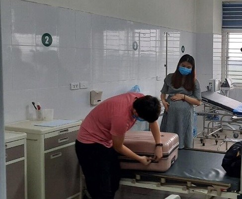 30 người Việt từ Vũ Hán trở về đã được ra viện sau 21 ngày cách ly - Anh 2